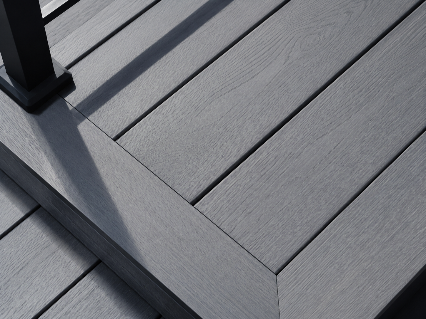 COMPOSITE DECKING
